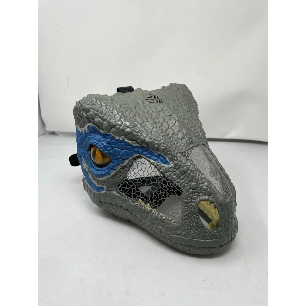 2017 Jurassic World Chomp N Roar Mask w/ Sound Velociraptor Raptor Blue Dinosaur